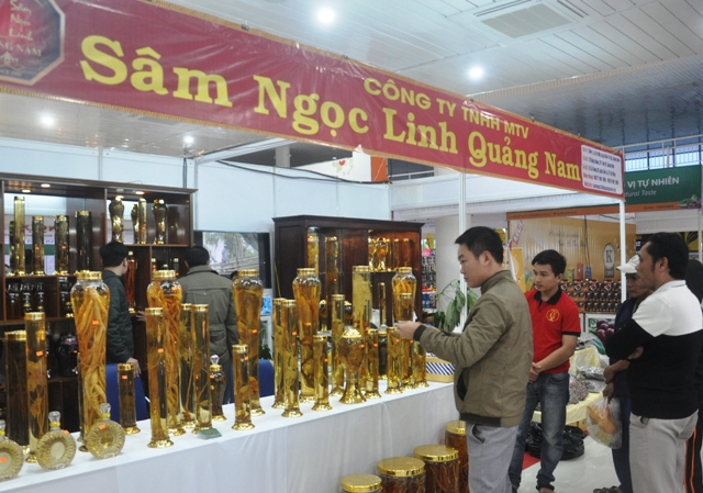 Sản phẩm Sâm núi Ngọc Linh của tỉnh Quảng Nam cũng được giới thiệu tại Hội chợ Xuân thành phố Đà Nẵng.