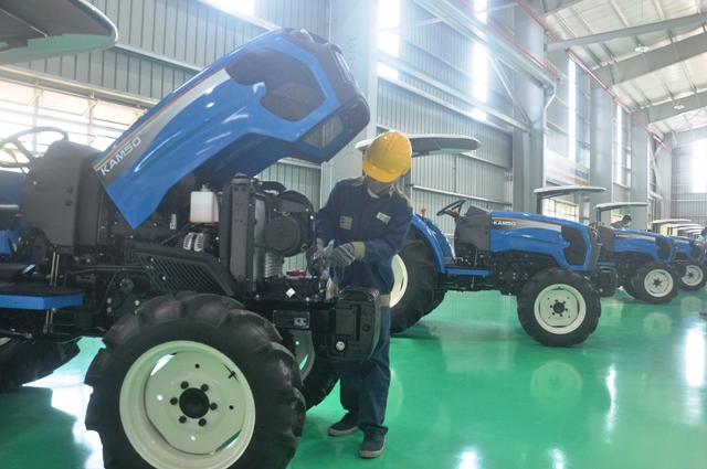 Những sản phẩm máy nông nghiệp hoàn thiện được Thaco sản xuất.