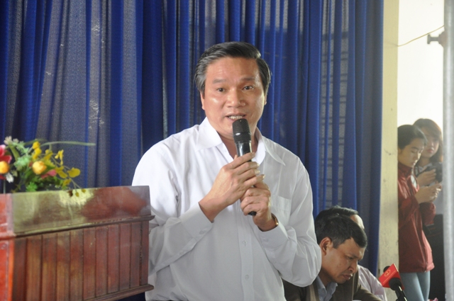 Ông Huỳnh Văn Tân - Tổng giám đốc Nhà máy thép Dana Ý phát biểu tại buổi đối thoại.