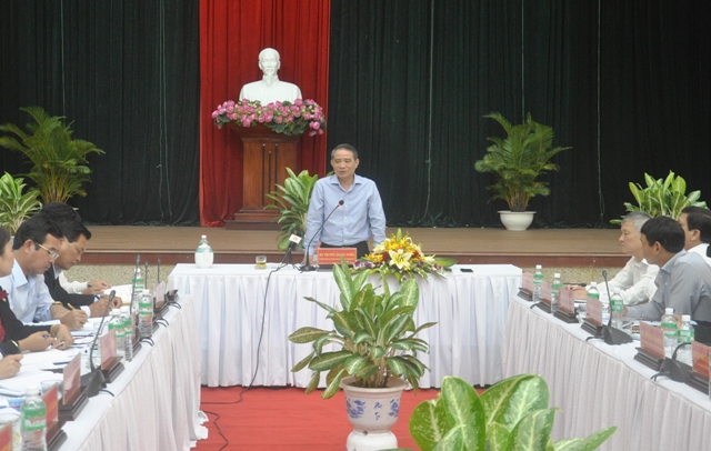 Ông Trương Quang Nghĩa phát biểu tại buổi làm việc.