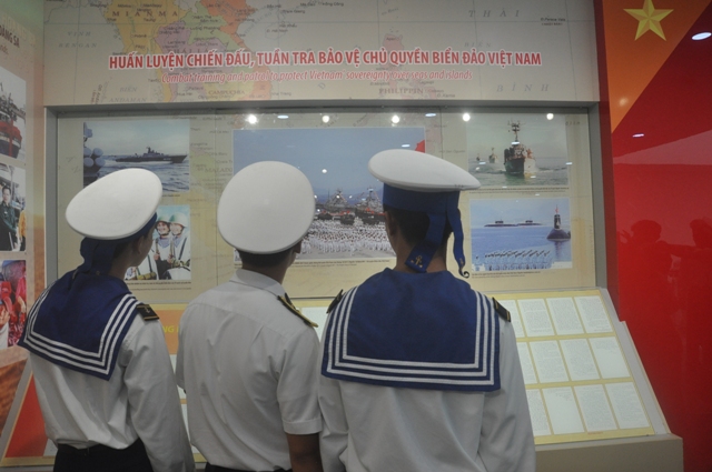 Nhà trưng bày Hoàng Sa giới thiệu rất nhiều nội dung phong phú về chủ quyền của Việt Nam đối với Hoàng Sa và Trường Sa.