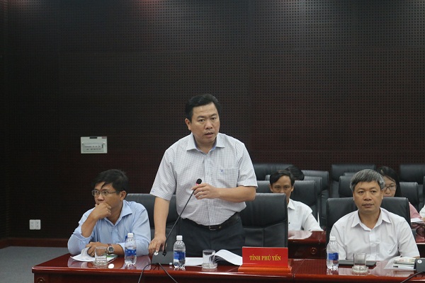 Ông Nguyễn Hữu Thế - Phó Chủ tịch tỉnh Phú Yên phát biểu tại hội thảo.  