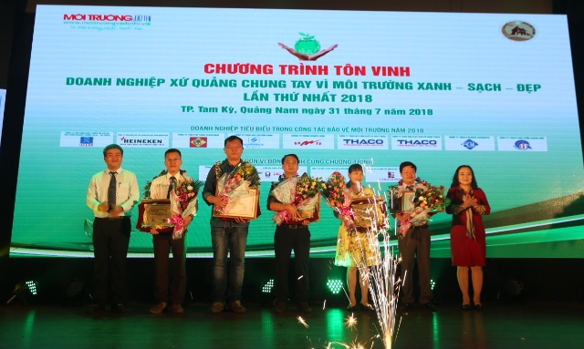 Tỉnh Quảng Nam phối hợp với Tạp chí điện tử Môi trường và Đô thị Việt Nam tôn vinh “doanh nghiệp xứ Quảng chung tay bảo vệ môi trường.