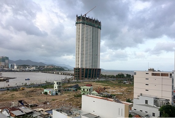 Thời gian qua, tỉnh Khánh Hòa đã xử phạt nhiều trường hợp xây dựng không phép và sai phép. 