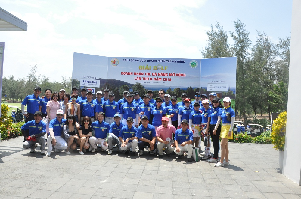 doanh nhân trẻ tham gia giải golf doanh nhân trẻ Đà Nẵng mở rộng lần thứ 2.