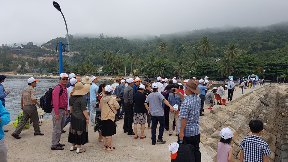 Tỉnh Quảng Nam đang khống chế lượng khách ra đạo Cù Lao Chàm không vượt quá 3000 khách/ngày.