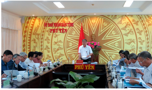 Phó Chủ tịch UBND tỉnh Phú Yên, ông Nguyễn Chí Hiến phát biểu tại cuộc họp.