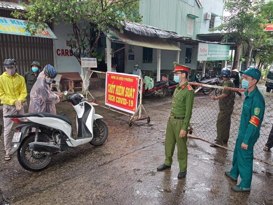 Thị xã Điện Bàn phong toả một số khu dân cư.