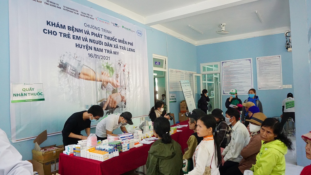 Tổ chức VinaCapital Foundation triển khai chiến dịch Hướng về miền Trung tại huyện Nam Trà My.