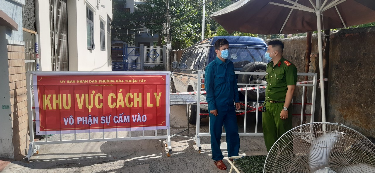 Thành phố Đà Nẵng triển khai đồng loạt nhiều biện pháp phòng chống dịch, sau khi ghi nhận trở lại các ca lây nhiễm COVID-19 trong cộng đồng.