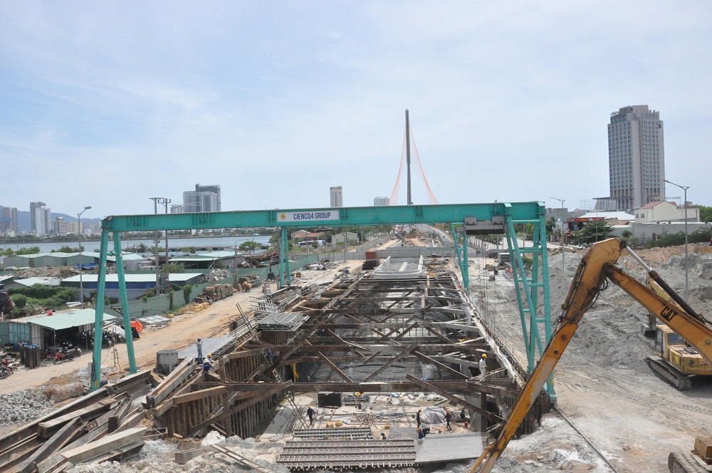 Nút giao thông cầu Trần Thị Lý, một công trình trọng điểm của TP.Đà Nẵng đang được xây dựng.