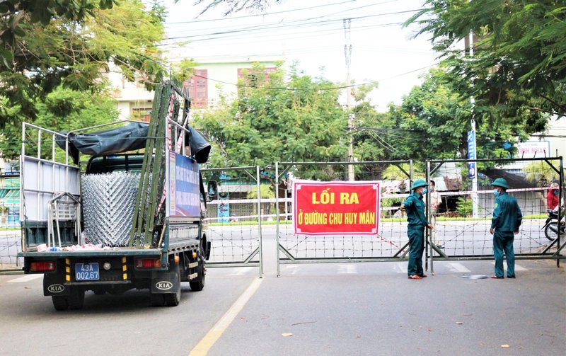 Thành phố Đà Nẵng dừng tất cả các hoạt động trong 7 ngày.
