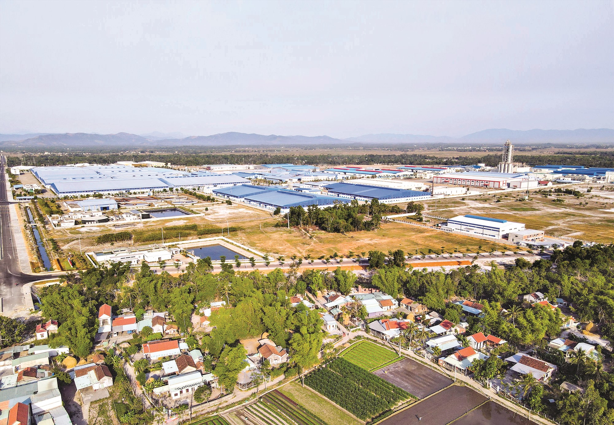 Khu công nghiệp Tam Thăng mở rộng có tổng trữ lượng cát trắng khoảng 2,05 triệu m3.