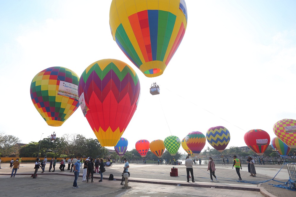 Ngày hội khinh khí cầu là sự kiện lần đầu được tổ chức tại Hội An.