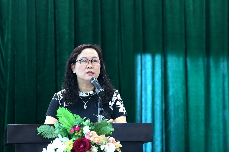 Phó Giám đốc Sở TT&TT Hà Nội Nguyễn Thị Mai Hương chia sẻ thông tin về công tác tuyên truyền của TP trong đợt bầu cử. Ảnh: Hồ Hạ.