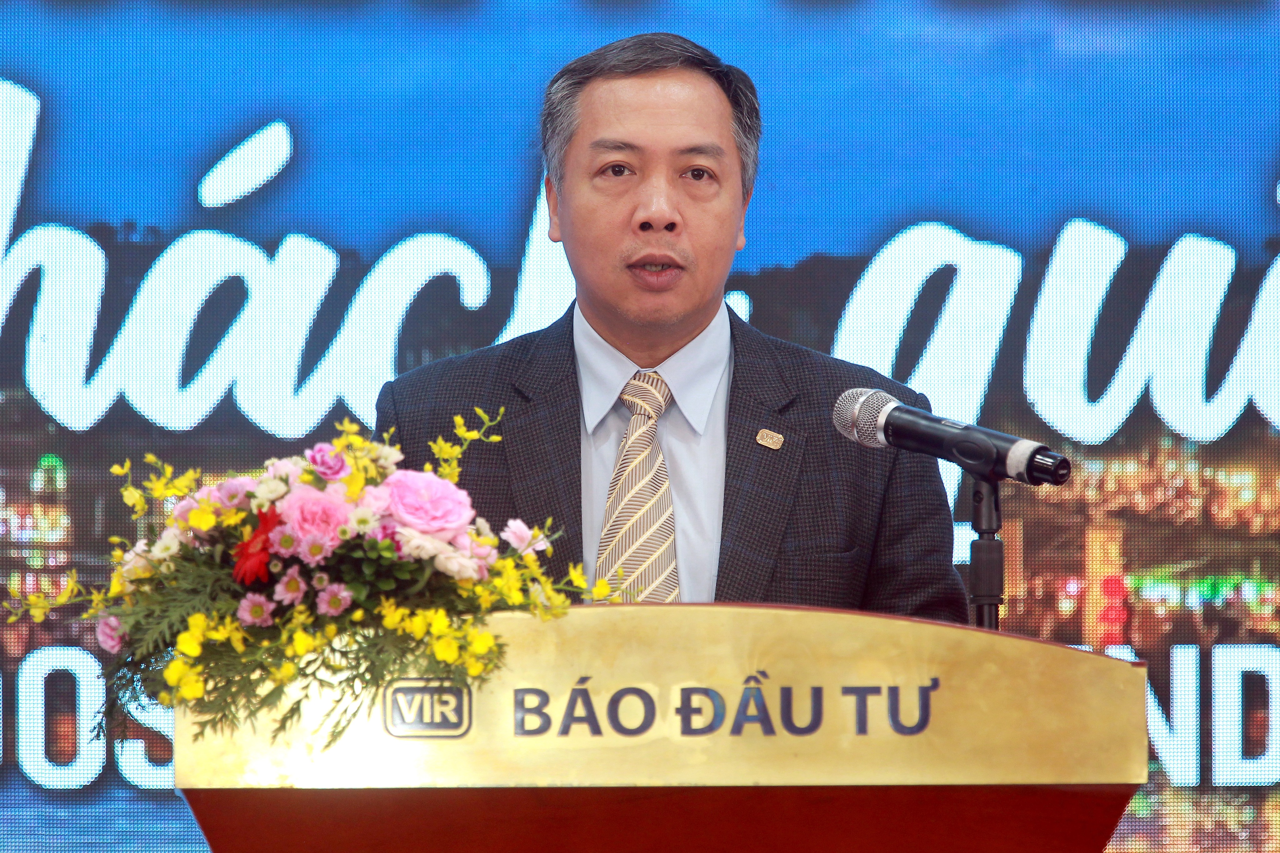 Ông Lê Trọng Minh, Tổng Biên tập Báo Đầu tư phát biểu khai mạc Tọa đàm 