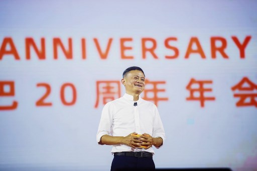 Jack Ma phát biểu tại lễ kỷ niệm 20 năm thành lập Alibaba diễn ra vào ngày 10/9 tại tỉnh Chiết Giang, Trung Quốc. Ảnh: AFP