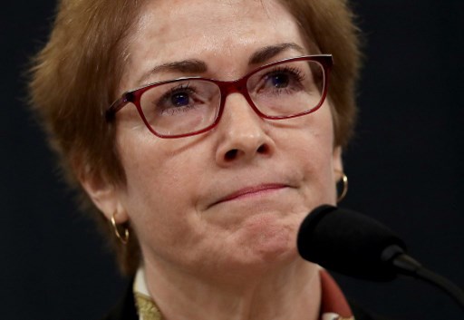 Cựu Đại sứ Mỹ tại Ukraine Marie L. Yovanovitch tại phiên điều trần trước Ủy ban Tình báo Hạ viện Mỹ ngày 15/11. Ảnh: AFP