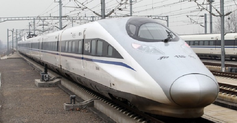 Trung Quốc sở hữu hệ thống đường sắt cao tốc lớn nhất thế giới với quy mô lên tới 35.000 km. Ảnh: AFP