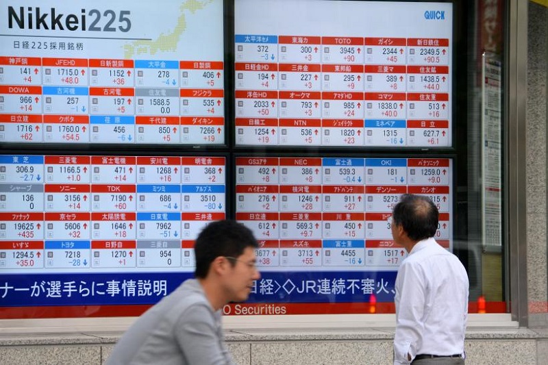 Chỉ số Nikkei 225 của Nhật Bản mất 1% trong phiên 23/1. Ảnh: AFP