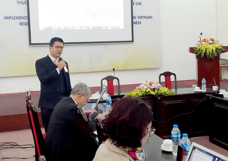 Ông Nguyễn Anh Dương, Trưởng Ban Nghiên cứu tổng hợp, Viện Nghiên cứu quản lý kinh tế Trung ương phát biểu tại Hội thảo. 