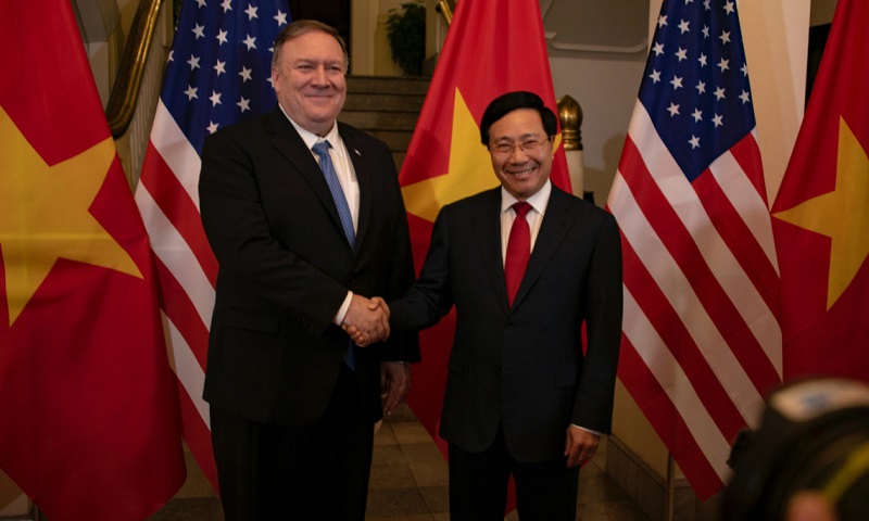 Phó Thủ tướng, Bộ trưởng Bộ Ngoại giao Phạm Bình Minh và Ngoại trưởng Mỹ Michael R. Pompeo tại cuộc gặp ngày 26/2/2019 tại Hà Nội. Ảnh: Bộ Ngoại giao Mỹ