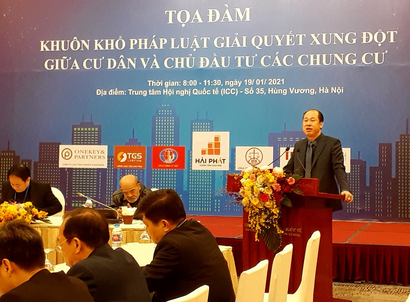 Ông Nguyễn Minh Tuấn, CEO của Công ty TNHH Quản lý Tòa nhà Việt (VietBuildings), chia sẻ tại Tọa đàm.