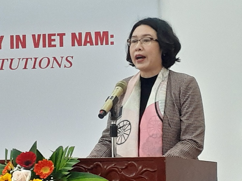 TS. Trần Thị Hồng Minh, Viện trưởng Viện Nghiên cứu quản lý kinh tế Trung ương (CIEM) phát biểu tại Hội thảo.