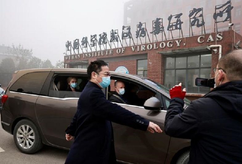 Nhóm chuyên gia WHO đã đặt chân vào bên trong Viện Virus học Vũ Hán - một phòng thí nghiệm quy mô lớn tại thành phố Vũ Hán, Trung Quốc. Ảnh: Reuters