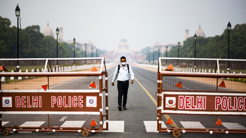 Con đường thẳng tới Phủ Tổng thống Ấn Độ tại New Delhi bị phong tỏa vào ngày 24/3/2020. Ảnh tư liệu: AFP