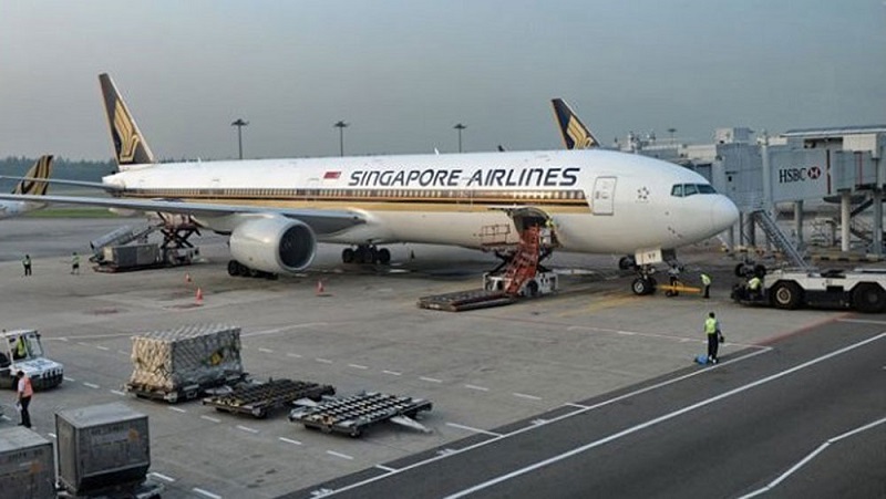 cổ phiếu hãng hàng không Singapore Airlines sáng nay để mất khoảng 2% trước thềm hãng này công bố kết quả kinh doanh năm qua. Ảnh: AFP