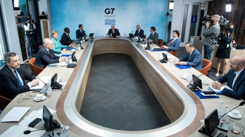 Toàn cảnh các nhà lãnh đạo G7 và khách mời tại một cuộc họp trong khuôn khổ Hội nghị thượng đỉnh G7 được tổ chức tại vùng Cornwall, Vương quốc Anh vào ngày 12/6.2021. Ảnh: AFP