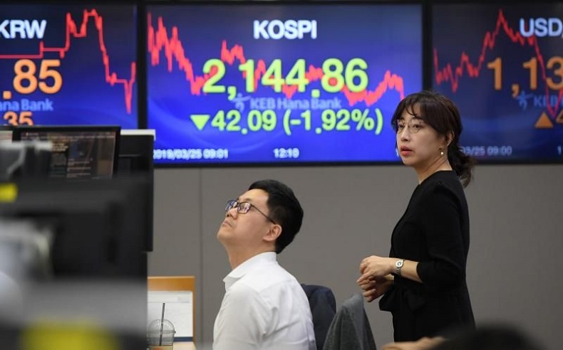 Chỉ số Kospi của Hàn Quốc giảm 0,53% trong ngày giao dịch 10/8. Ảnh tư liệu: AFP