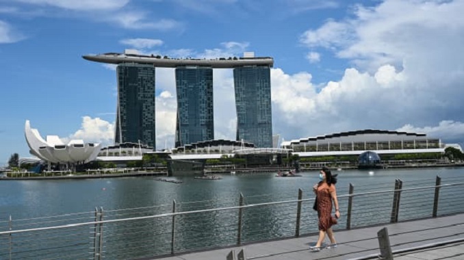 Nền kinh tế Singapore được dự báo tăng trưởng từ 3 - 5% trong năm 2022. Ảnh: AFP