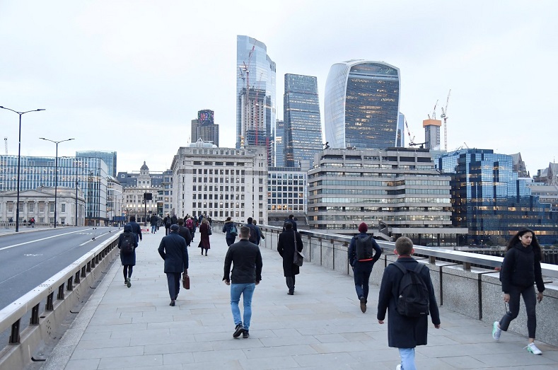 Quận trung tâm tài chính City of London, Vương quốc Anh. Ảnh: AFP