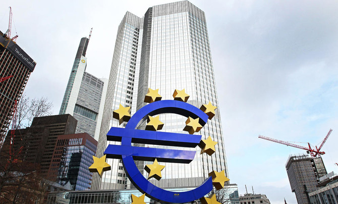 Triển vọng lạm phát ngắn hạn ở châu Âu vẫn còn ảm đạm và có thể ảnh hưởng nặng nề đến các hộ gia đình. Ảnh: AFP
