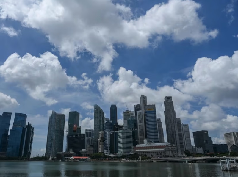 Theo dự báo điều chỉnh của Bộ Thương mại Singapore, tăng trưởng GDP năm 2024 của nước này ước đạt ngưỡng 2,0 - 3,0%, thay vì mức 1,0 - 3,0% trước đó. Ảnh: AFP