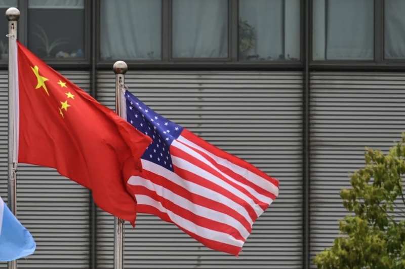 Chính quyền Tổng thống Trump đã áp thuế 145% đối với hàng hóa nhập khẩu từ Trung Quốc, khiến Bắc Kinh phải áp thuế trả đũa 125%. Ảnh minh họa: AFP