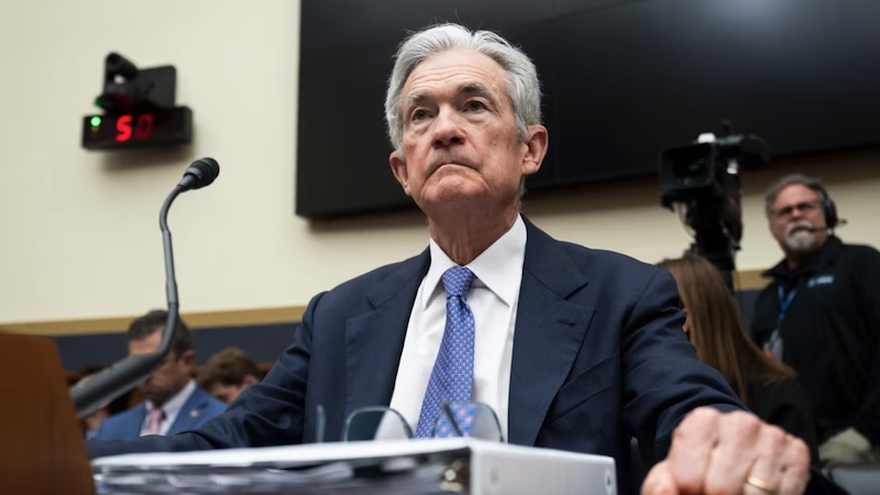 Chủ tịch Cục Dự trữ Liên bang Mỹ (Fed), ông Jerome Powell, trả lời chất vấn của Ủy ban Dịch vụ tài chính của Hạ viện vào ngày 24/6. Ảnh: AFP
