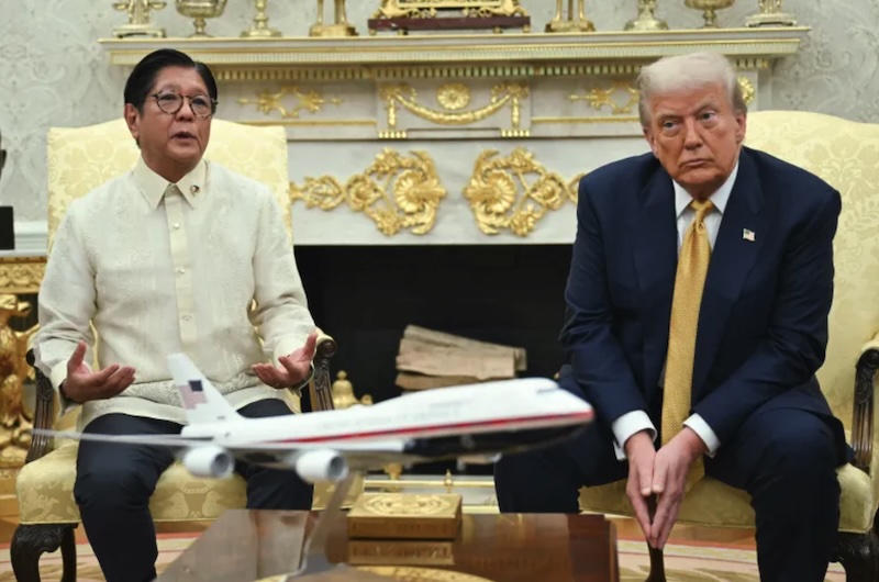 Tổng thống Mỹ Donald Trump gặp người đồng cấp Philippines Ferdinand Marcos Jr tại Nhà Trắng vào ngày 22/7/2025 để phác thảo một thỏa thuận thương mại mới và thảo luận về hợp tác quân sự giữa hai nước. Ảnh: AFP