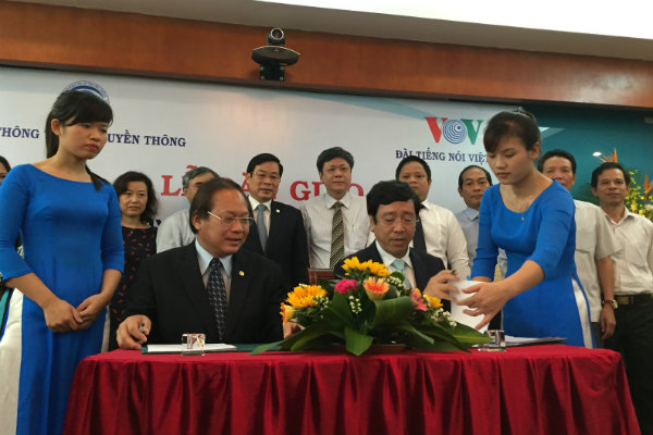 Lễ bàn giao VTC về VOV sáng ngày 27/6/2015.