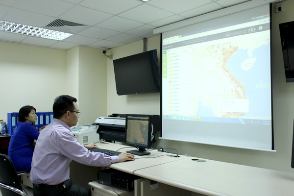 Anh 1- Ảnh chụp tại Trung tâm Giám sát hành trình thuộc Tổng Cục đường Bộ Việt Nam