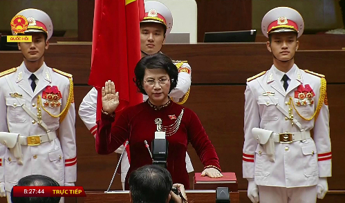 Chủ tịch Quốc hội khóa VIV Nguyễn Thị Kim Ngân tuyên thệ sáng 22/7/2016.