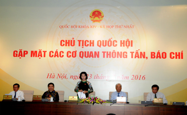 bà Nguyễn Thị Kim Ngân, Chủ tịch Quốc hội khóa XIII đã đọc diễn văn khai mạc kỳ họp thứ I, Quốc hội khóa XIV