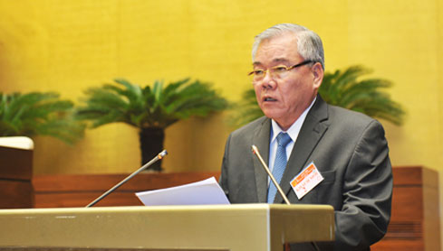 Ông Phan Văn Sáu, Tổng Thanh tra Chính phủ trình bày báo cáo về phòng chống tham nhũng trước Quốc hội
