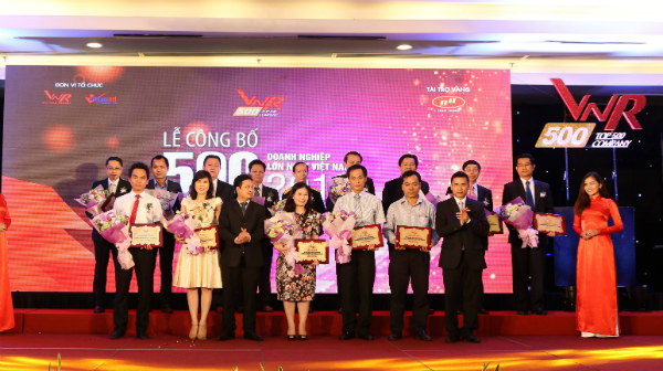 Các doanh nghiệp Bảng xếp hạng VNR500 - Top 500 doanh nghiệp lớn Việt Nam năm 2016