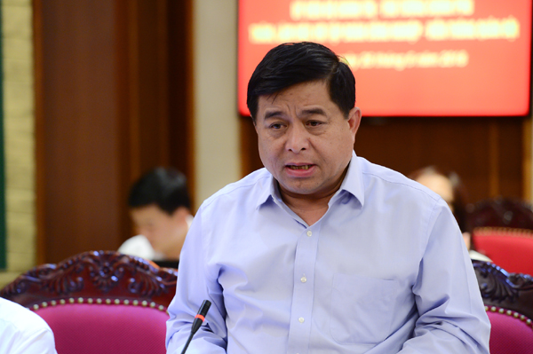 Bộ trưởng Nguyễn Chí Dũng phát biểu tại cuộc làm việc của Thủ tướng với Viettel.