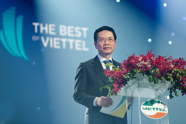 Ông Nguyễn Mạnh Hùng, Chủ tịch Tập đoàn Viettel