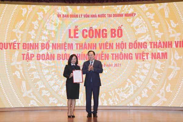 Bà Hoàng Kim Bình, Phó Tổng giám đốc VNPT-Net được bổ nhiệm giữ chức vụ Thành viên Hội đồng thành viên Tập đoàn VNPT.