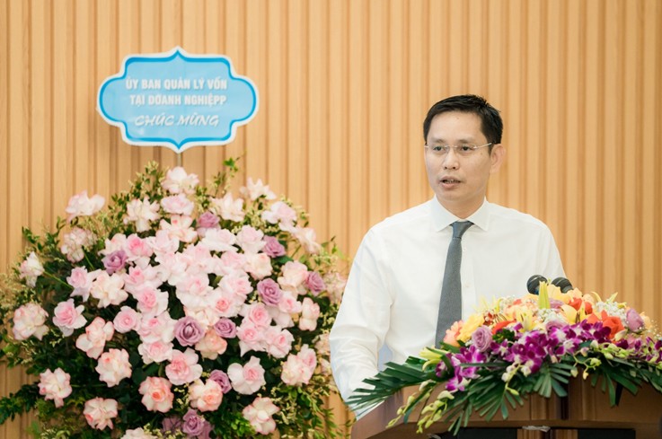  ông Nguyễn Hồng Hiển,Bí thư Đảng Ủy, Chủ tịch HĐTV Tổng công ty MobiFone phát biểu tại Lễ ký kết.